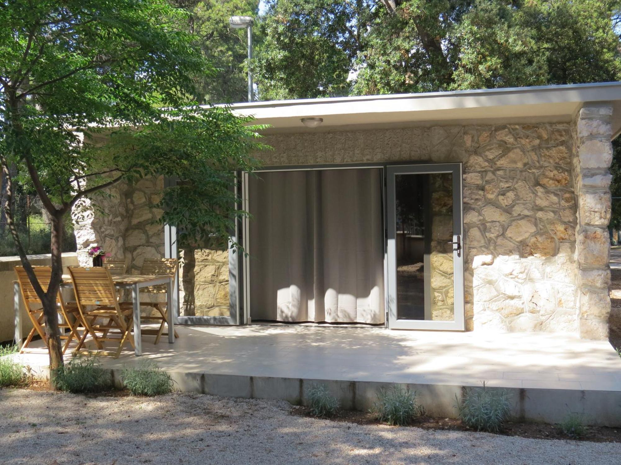 ביוגראד נה מורו Camping Mia Bungalow & Mobile Home מראה חיצוני תמונה