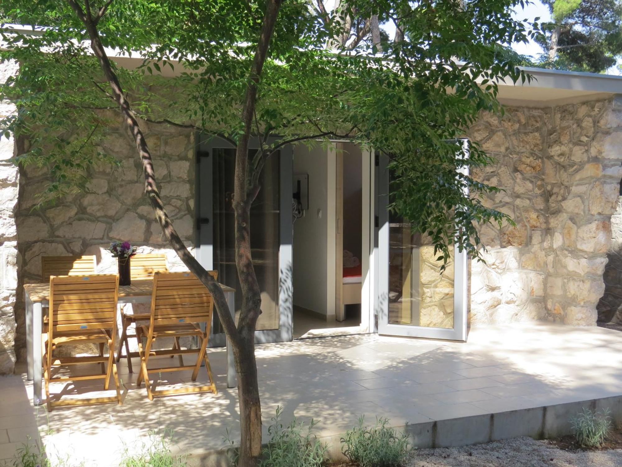 ביוגראד נה מורו Camping Mia Bungalow & Mobile Home מראה חיצוני תמונה