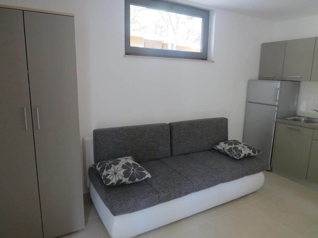 ביוגראד נה מורו Camping Mia Bungalow & Mobile Home חדר תמונה